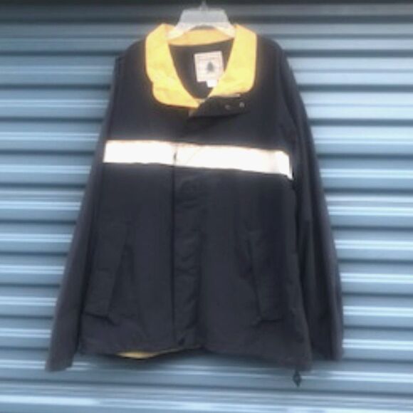 Rain Jacket w/ Lining . Size: Large {42-44} . Northwest Territory . New w/o Tags - Picture 1 of 4